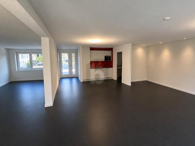 Office with 3.5 rooms for rent in Reinach AG 162 m² | dreamo. Ch
