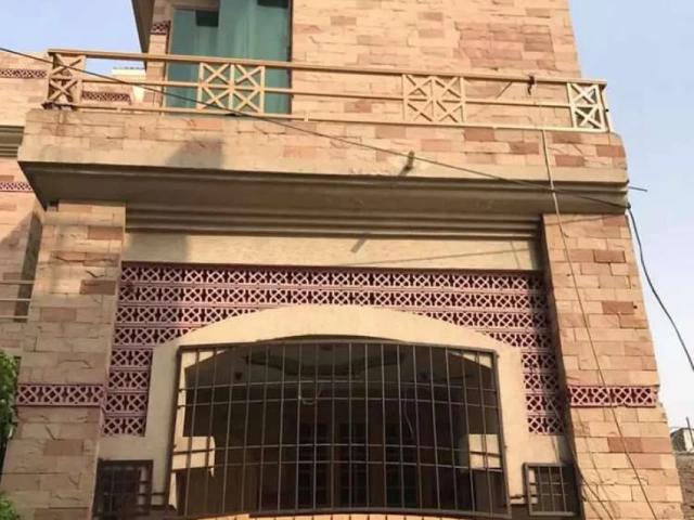 Officer colony no. 1 double story 5 Marla house for sale Faisalabad ID 09411