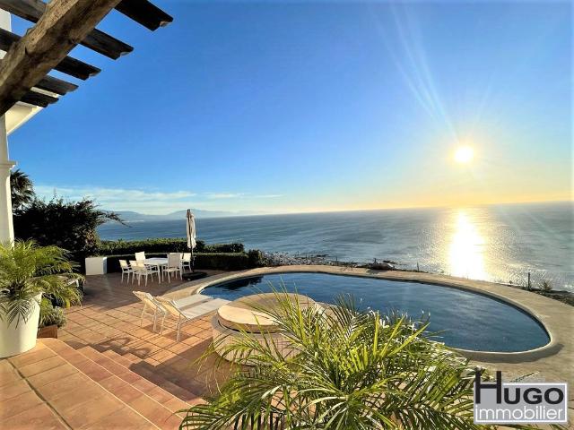 OFFRE D'ACHAT ACCEPTEE ! ESPAGNE COSTA DEL SOL MANILVA VILLA MEUBLEE DE 355M2 SUR TERRAIN DE 1050M2 !