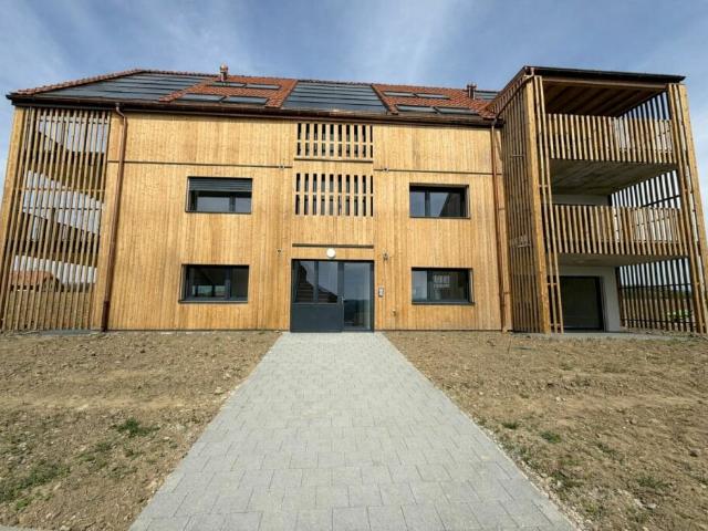 ! OFFRE LIMITÉE 1 LOYER OFFERT ! Appartement 3,5 pièces au rez de chaussée à Siselen
