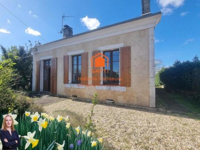 Offrez vous la douceur de vivre charentaise dans cette maison chaleureuse et entièrement meublée, prête à vous accueillir dès le premier jour