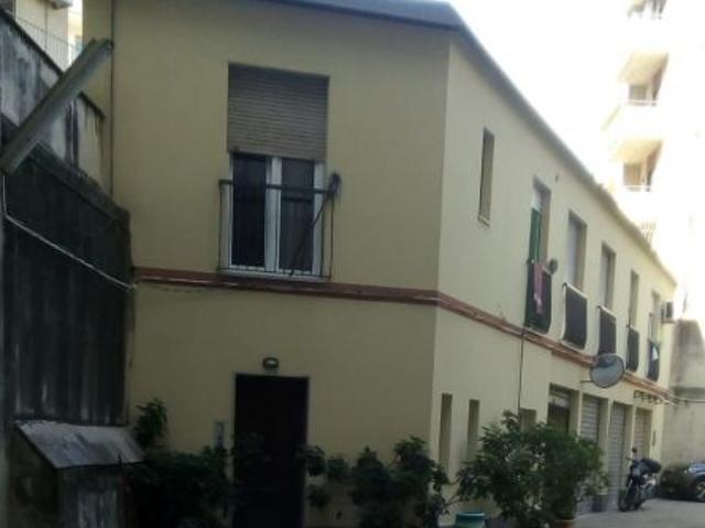 Offro camera in affitto a studentessa/ lavoratrice