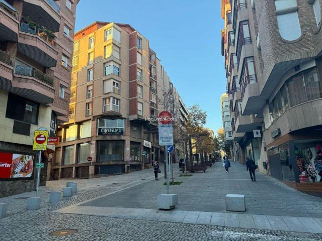 Oficina, Manresa