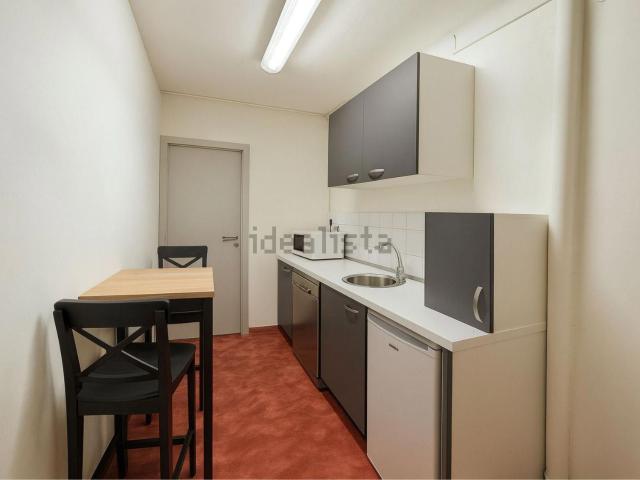 Oficina, Manresa