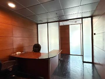 Oficina o Casa Oficina en Arriendo en Las Condes 21 dormitorios 12 baños