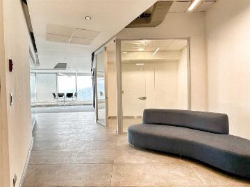 Oficina o Casa Oficina en Arriendo en Las Condes