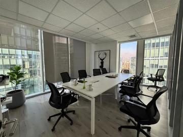 Oficina o Casa Oficina en Arriendo en Las Condes 4 baños
