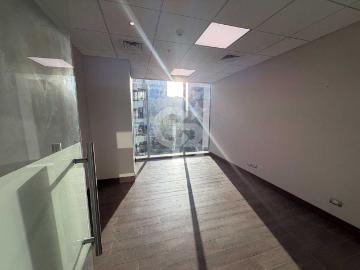 Oficina o Casa Oficina en Arriendo en Las Condes 8 dormitorios 5 baños