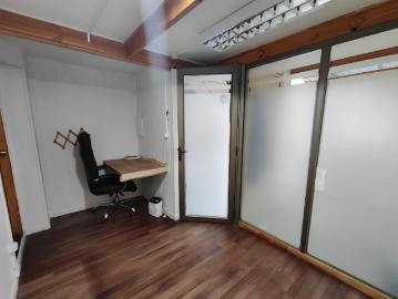 Oficina o Casa Oficina en Arriendo en Puerto Montt 1 dormitorio 1 baño