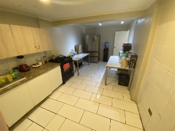 Oficina o Casa Oficina en Venta en Las Condes 5 dormitorios 3 baños
