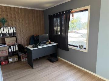 Oficina o Casa Oficina en Venta en Pitrufquén 8 dormitorios 2 baños