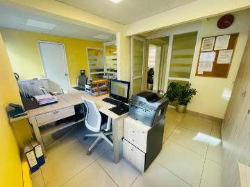 Oficina av. Providencia/Bucarest | 4 Espacios por CLP 1500. 00 en Providencia