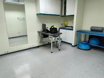 Oficina alameda con estado | 10 espacios por clf 129.00 en Santiago
