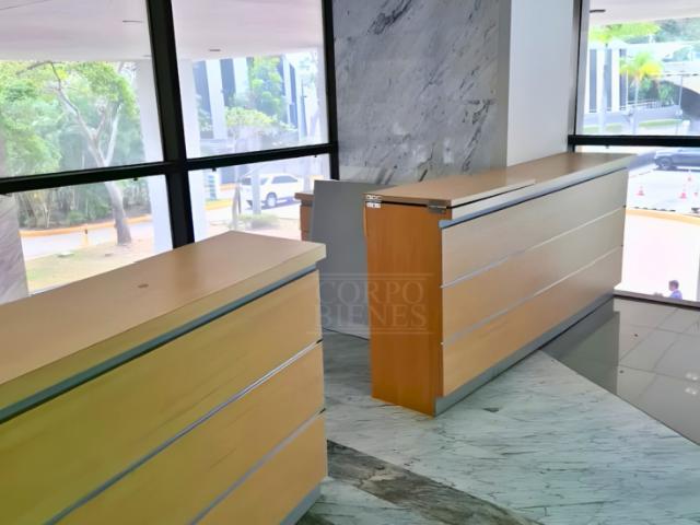 OFICINA – ALQUILER CHUAO 360M2