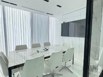 Oficina AMUEBLADA EN VENTA EN TORRE AZENZO