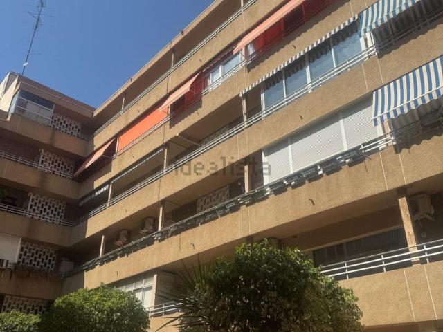 Oficina, Benalúa, Alicante / Alacant