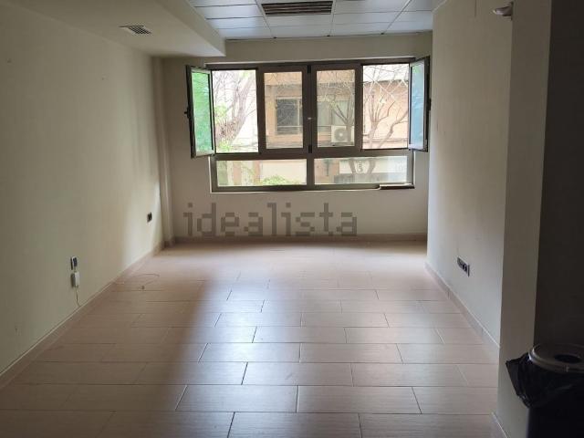 Oficina, Benalúa, Alicante / Alacant