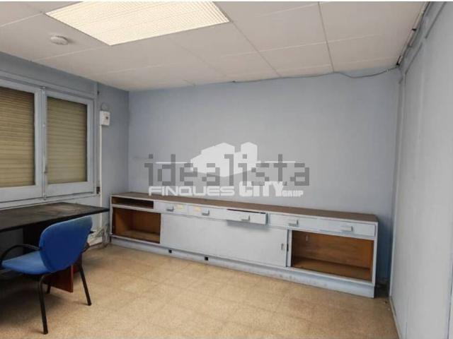 Oficina, Calella
