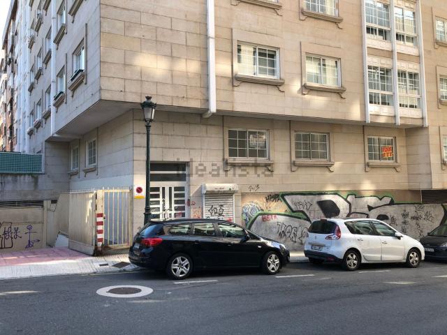 Oficina, Camelias Pi y Margall, Vigo