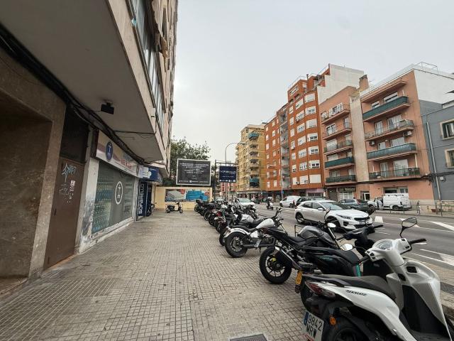 Oficina, Can Capes, Palma de Mallorca