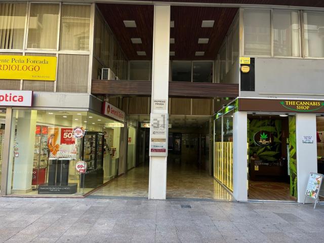 Oficina, Casco Histórico, Castellón de la Plana / Castello de la Plana
