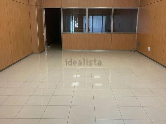 Oficina, Castelldefels