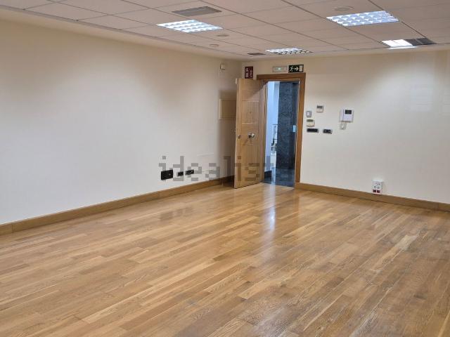 Oficina, Centro Areal, Vigo