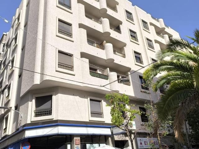OFICINA CON OPCION CAMBIO A USO RESIDENCIAL