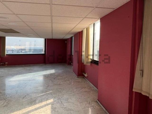 Oficina, Cornellà de Llobregat