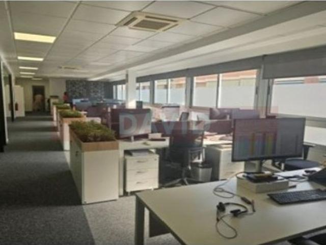 Oficina de alto standing de 215 mq en alquiler Barcelona, Cataluña