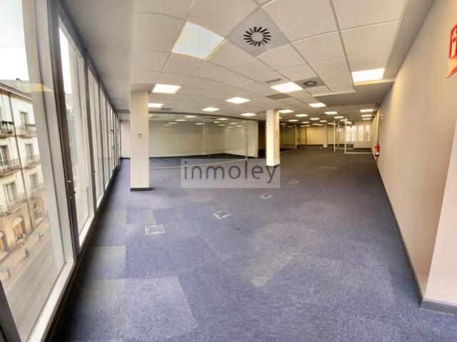 Oficina de lujo de 211 mq en alquiler Vitoria, País Vasco
