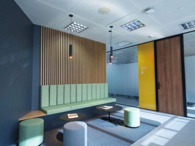 Oficina de alto standing de 299 mq en alquiler Madrid, España