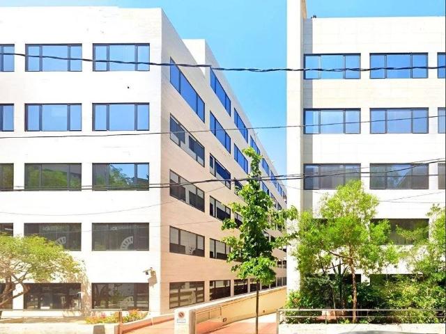 Oficina de alto standing de 576 mq en alquiler Barcelona, España