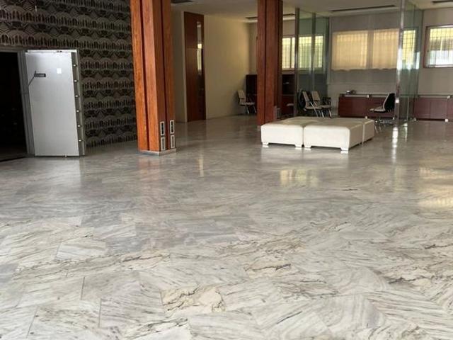 Oficina de alto standing de 975 mq en venta Córdoba, España