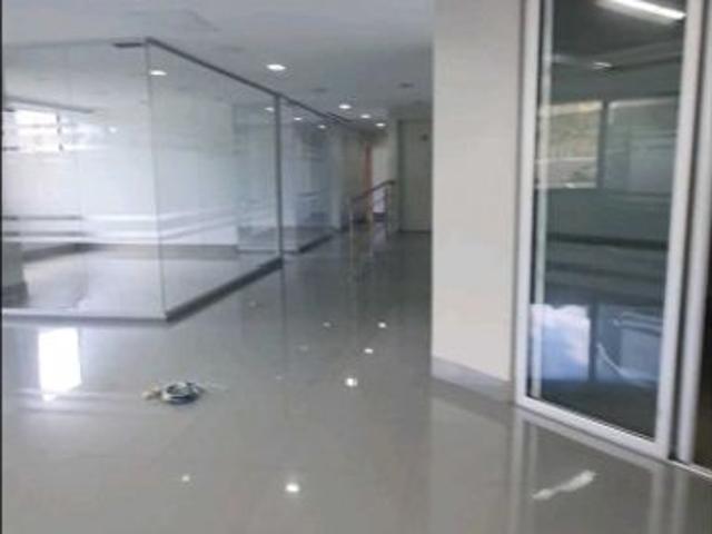 Oficina de alto standing en alquiler Nueva Caracas, Distrito Capital