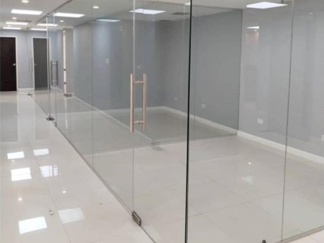Oficina de alto standing en alquiler Nueva Caracas, Distrito Capital
