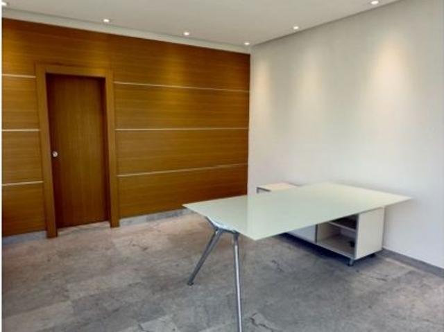 Oficina de alto standing en venta Valencia, Estado Carabobo