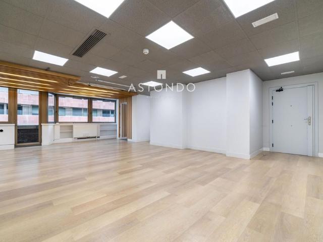 Oficina de lujo de 189 mq en alquiler Madrid, España
