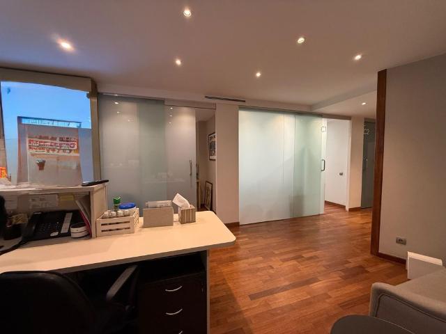 Oficina de lujo de 267 mq en alquiler Barcelona, Cataluña