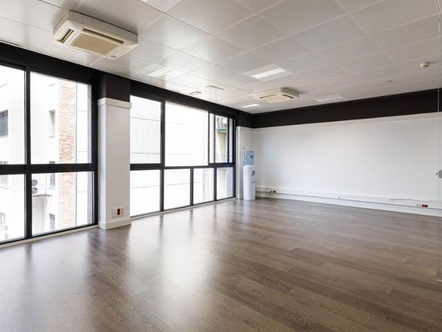 Oficina de lujo de 297 mq en alquiler Barcelona, España