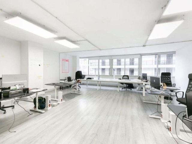 Oficina de lujo de 343 mq en alquiler Barcelona, Cataluña