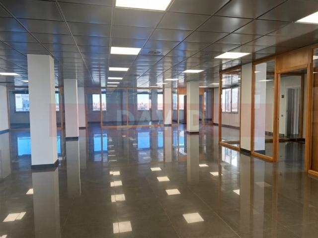 Oficina de lujo de 402 mq en alquiler Barcelona, Cataluña