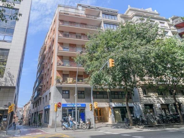 Oficina de lujo de 479 mq en venta Barcelona, Cataluña