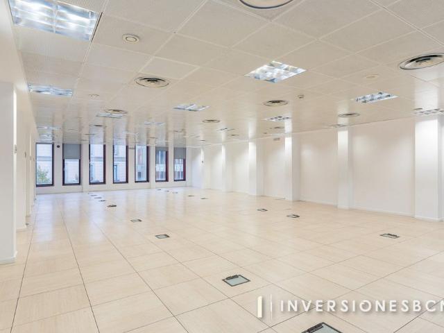Oficina de lujo de 497 mq en alquiler Barcelona, España