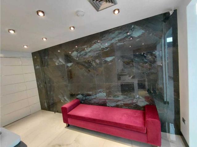 Exclusiva oficina en alquiler Nueva Caracas, Venezuela