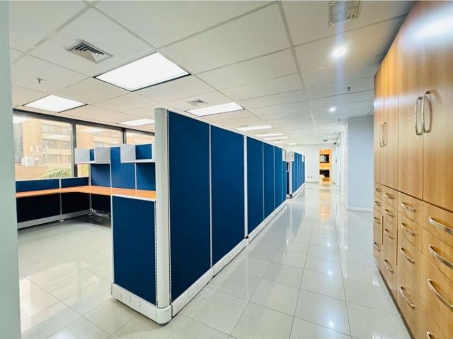 Oficina de lujo en alquiler Nueva Caracas, Venezuela