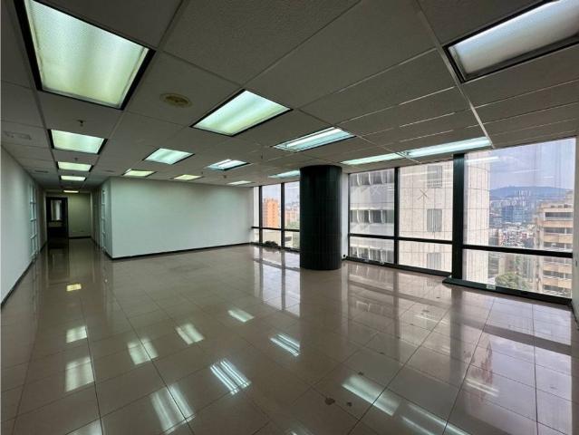 Oficina de lujo en alquiler Nueva Caracas, Distrito Capital