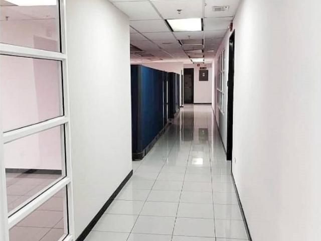 Oficina de lujo en alquiler Nueva Caracas, Distrito Capital