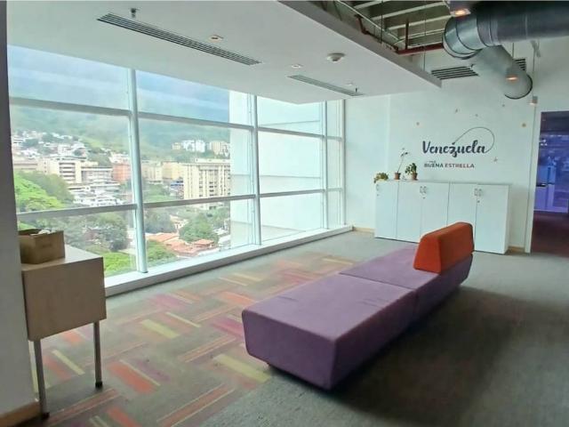 Oficina de lujo en alquiler Nueva Caracas, Distrito Capital