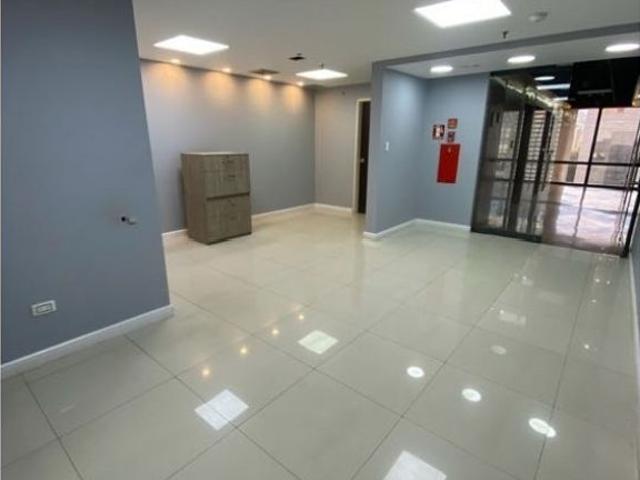 Oficina de lujo en alquiler Nueva Caracas, Distrito Capital